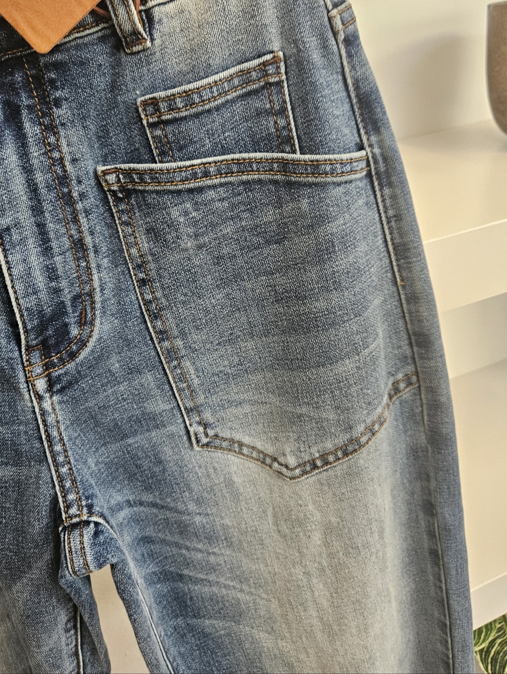 Barrel Jeans - Picture 2 of 8